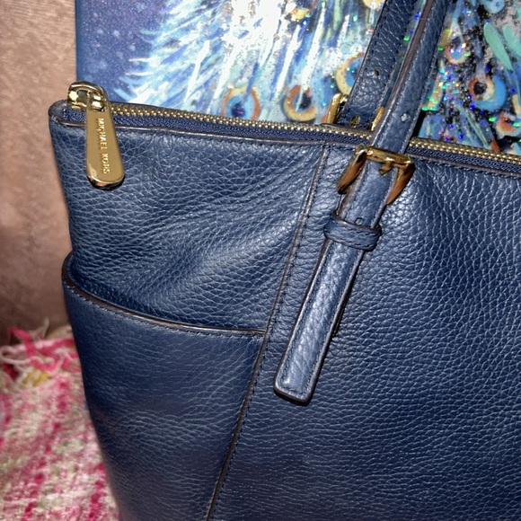 Michael Kors Navy Blue Jet Set Pebbled Leather Tote Bag - Picture 3 of 16